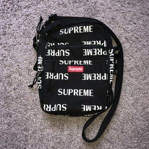 Supreme shoulder bag